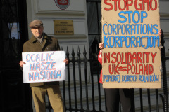 Protest przed Ambasadą Polską w Londynie