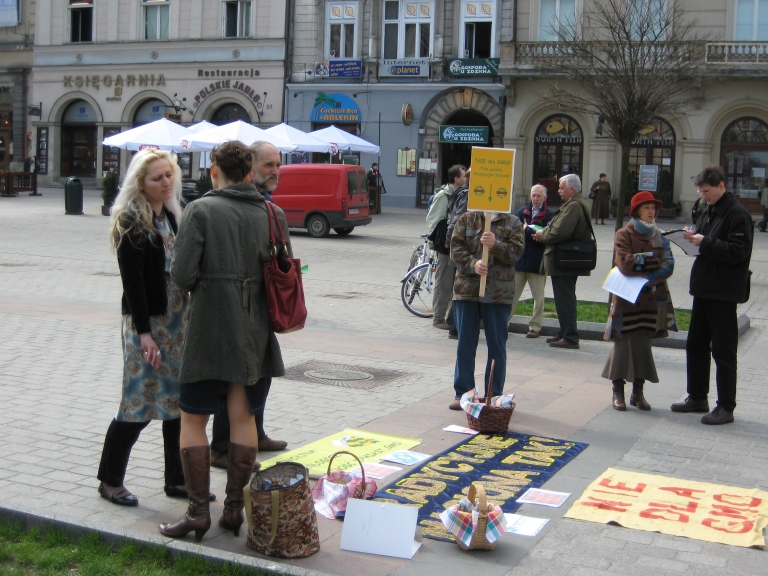 Symboliczny protest w Krakowie
